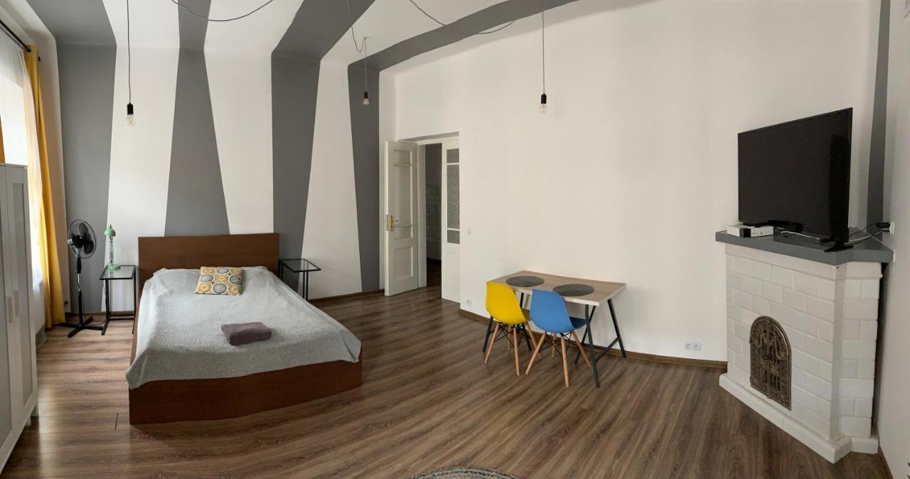 Апартаменты Apartament Rowna 12 Кельце Экстерьер фото